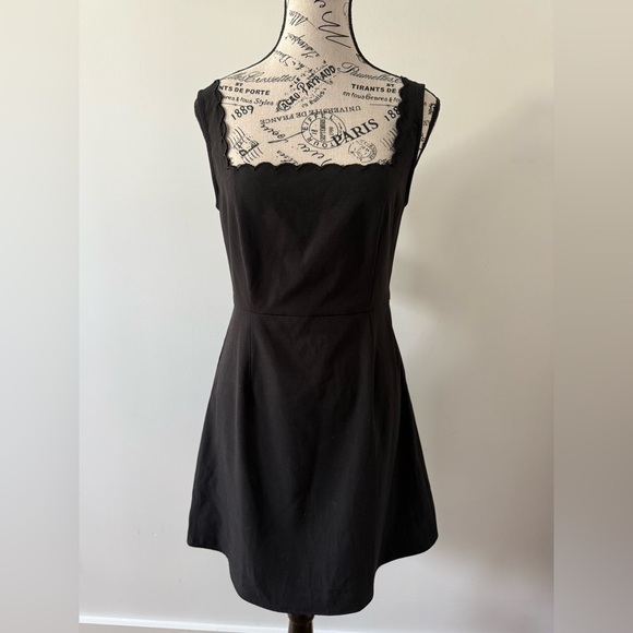Rihoas Black Square Neck Scalloped Mini Dress NWT!!! - Picture 4 of 10